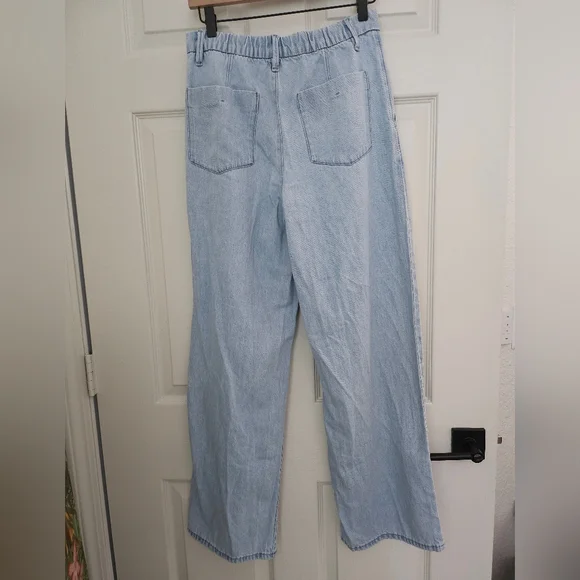 Uniqlo Drapey Pleated Denim Pants - Picture 5 of 5